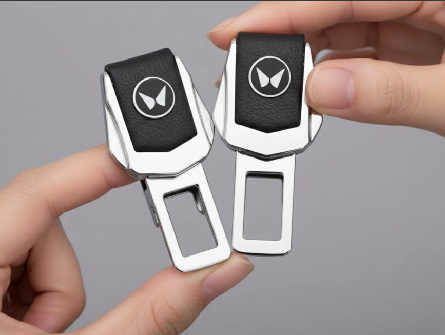 Mahindra 4S Metal Seat Belt Clip